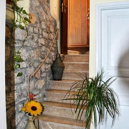 L' Arco Antico * Caccamo